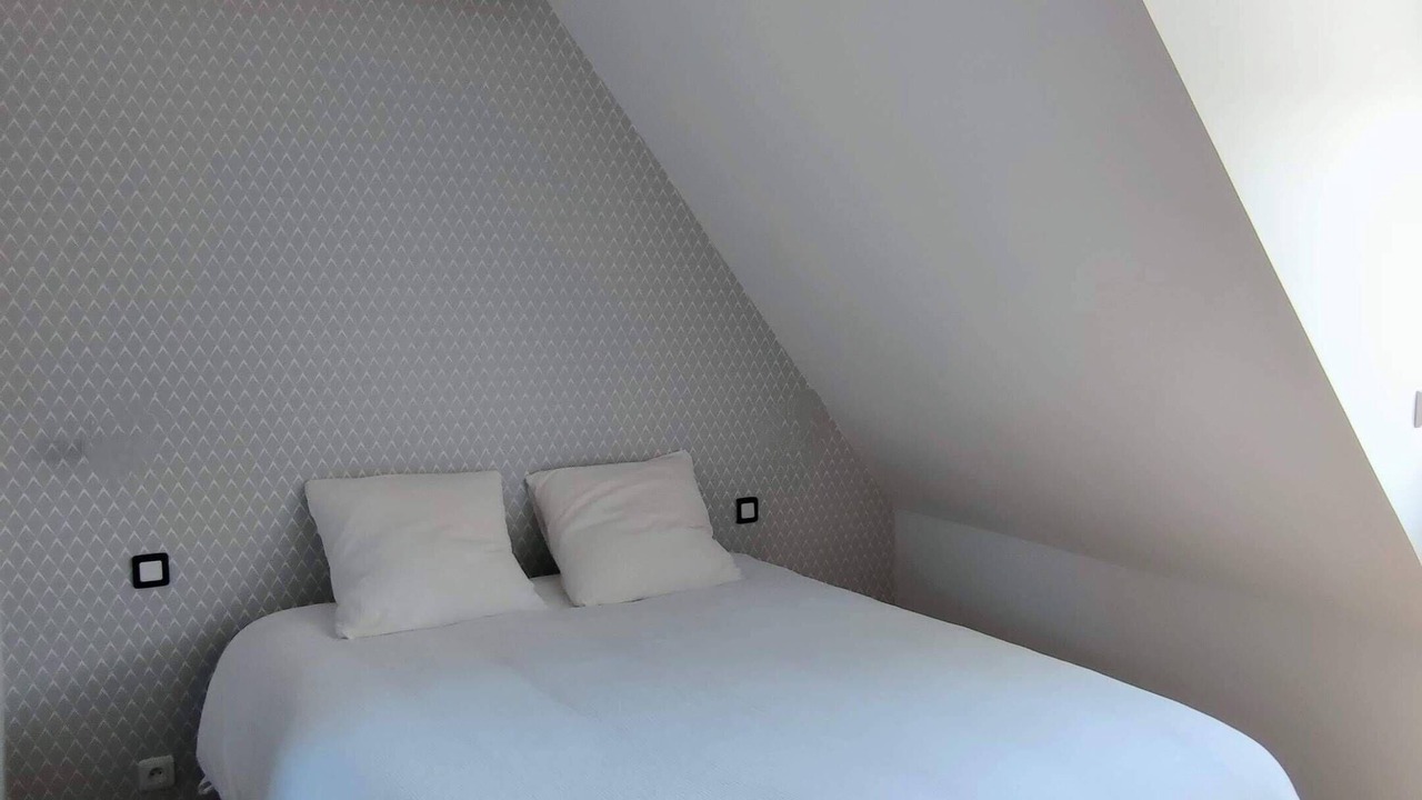 Photo of Bedroom in Ploneour-Lanvern