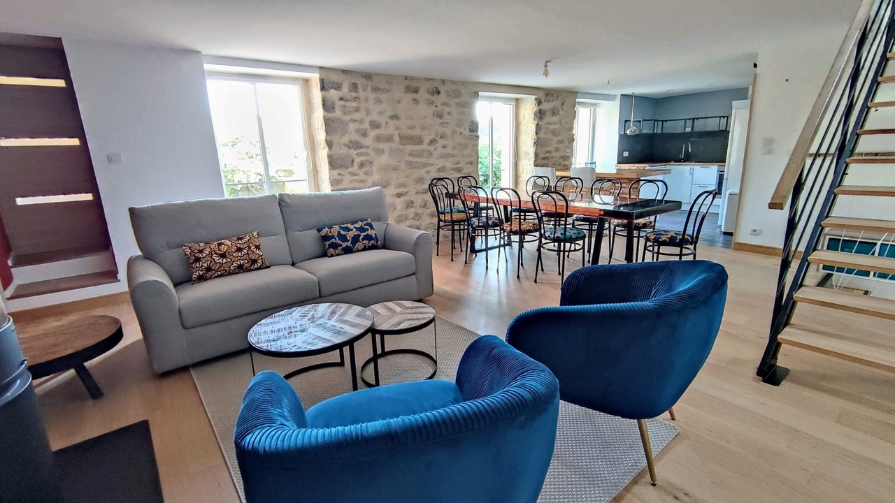 Photo of Livingroom in Ploneour-Lanvern