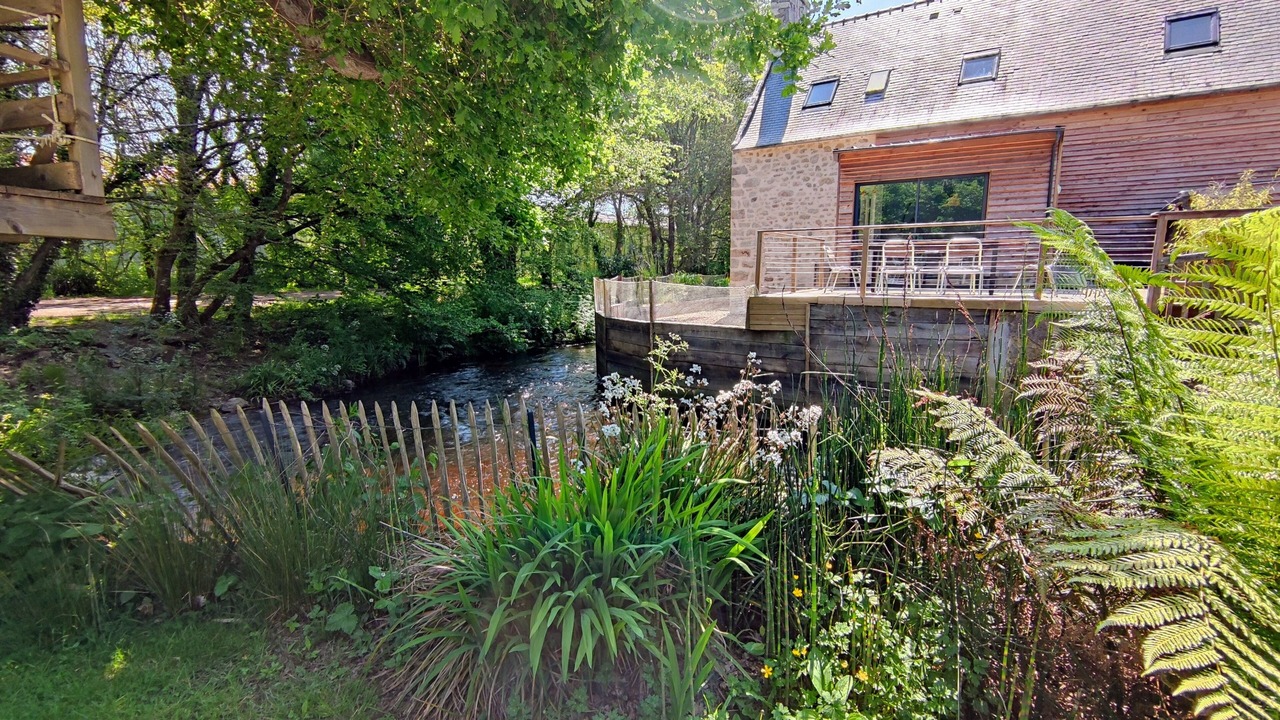 Photo of Outdoor in Ploneour-Lanvern