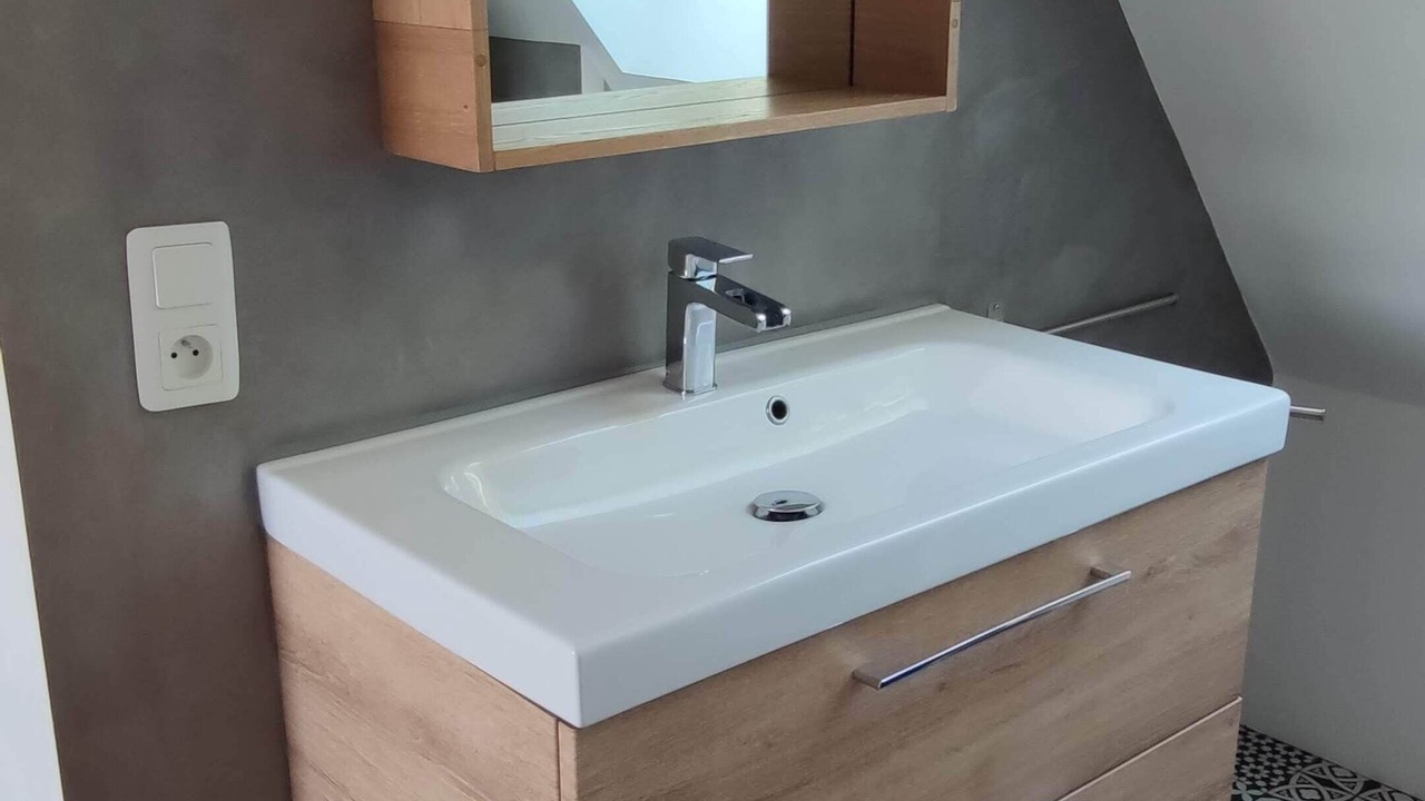 Photo of Bathroom in Ploneour-Lanvern