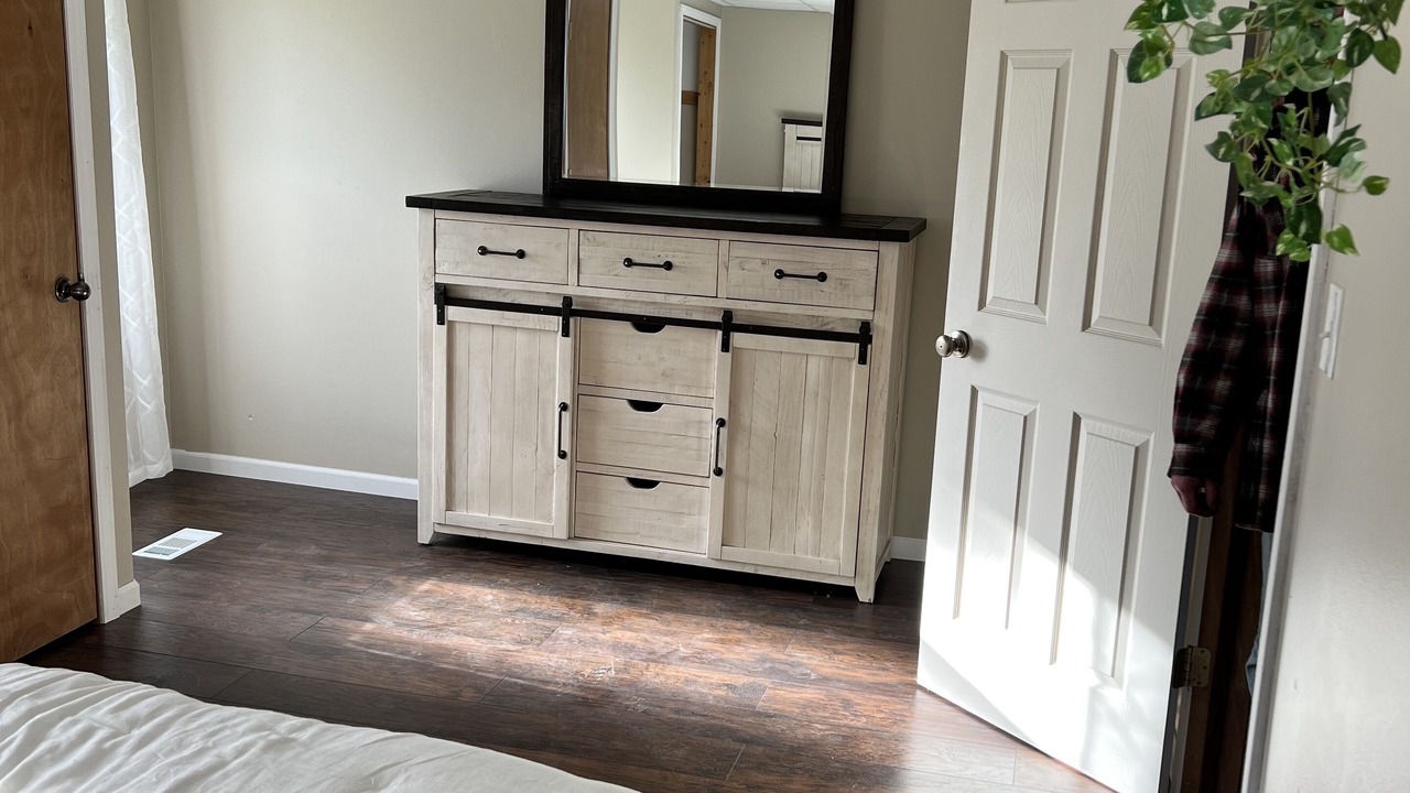 Photo of Bedroom in Lake City