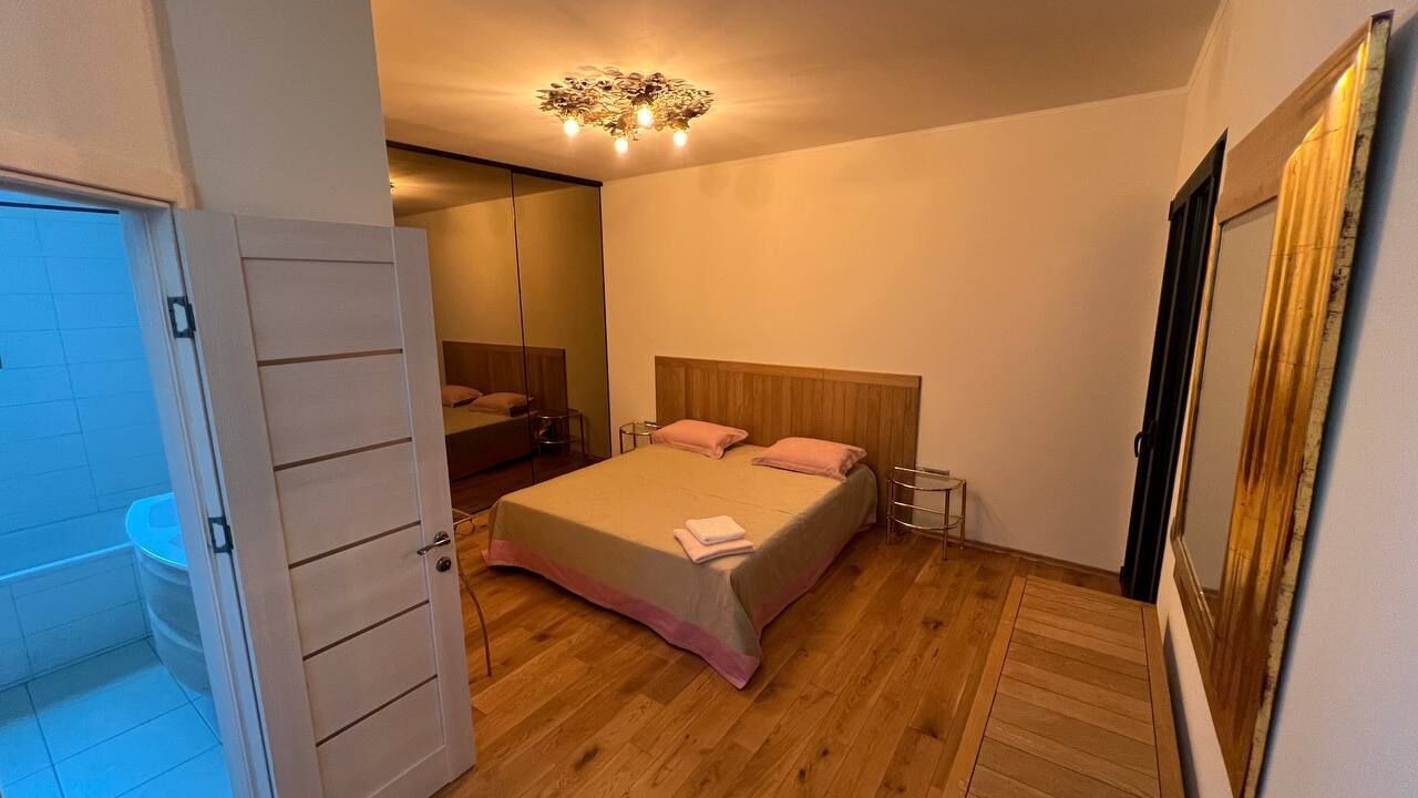 Photo of Bedroom in Saint-Hippolyte-de-Montaigu