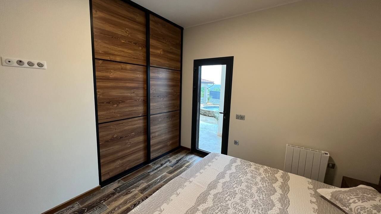 Photo of Bedroom in Saint-Hippolyte-de-Montaigu