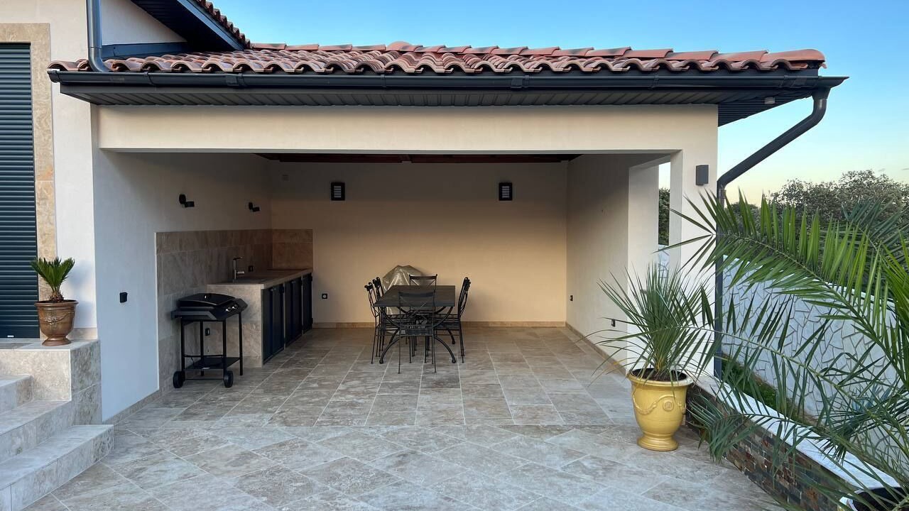 Photo of Outdoor in Saint-Hippolyte-de-Montaigu