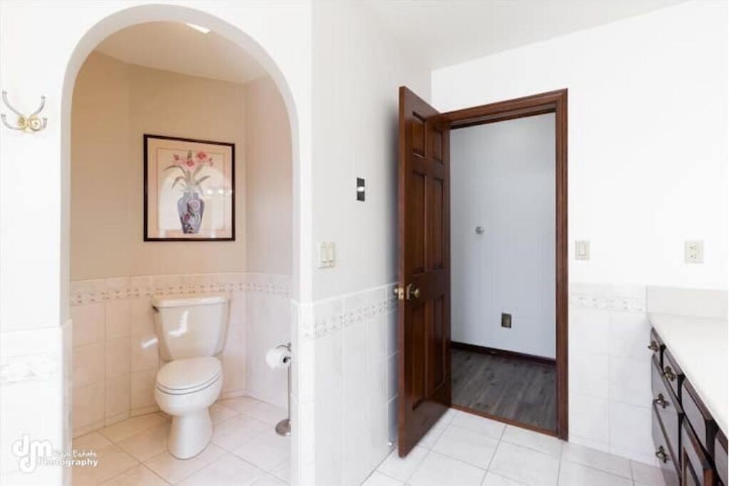 Photo of Bathroom in Huffman - O' Malley