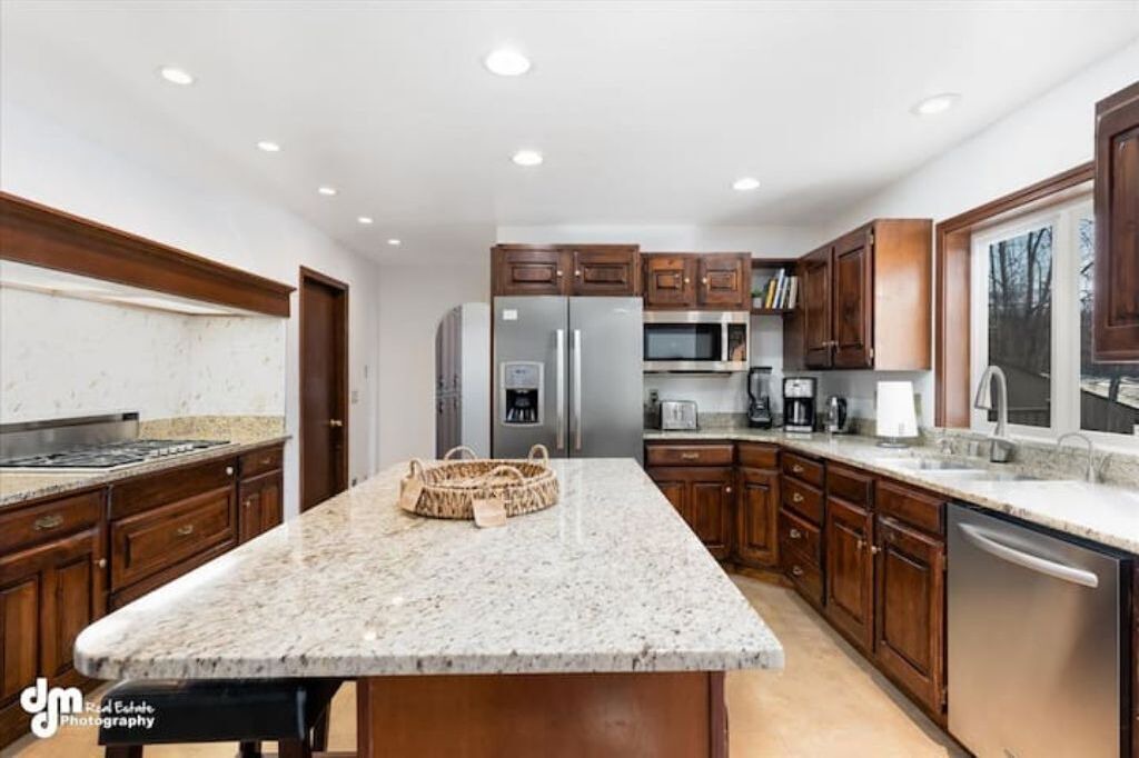 Photo of Kitchen in Huffman - O' Malley