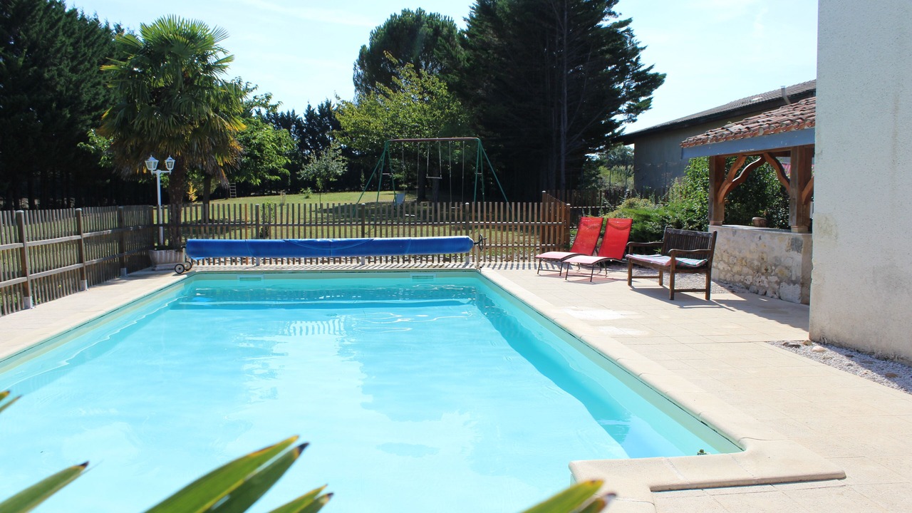 Photo of Outdoor in Pons