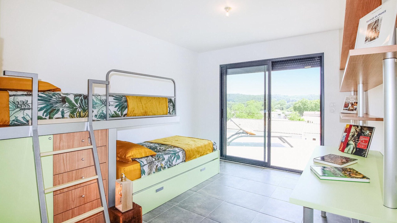 Photo of Others in Montelimar