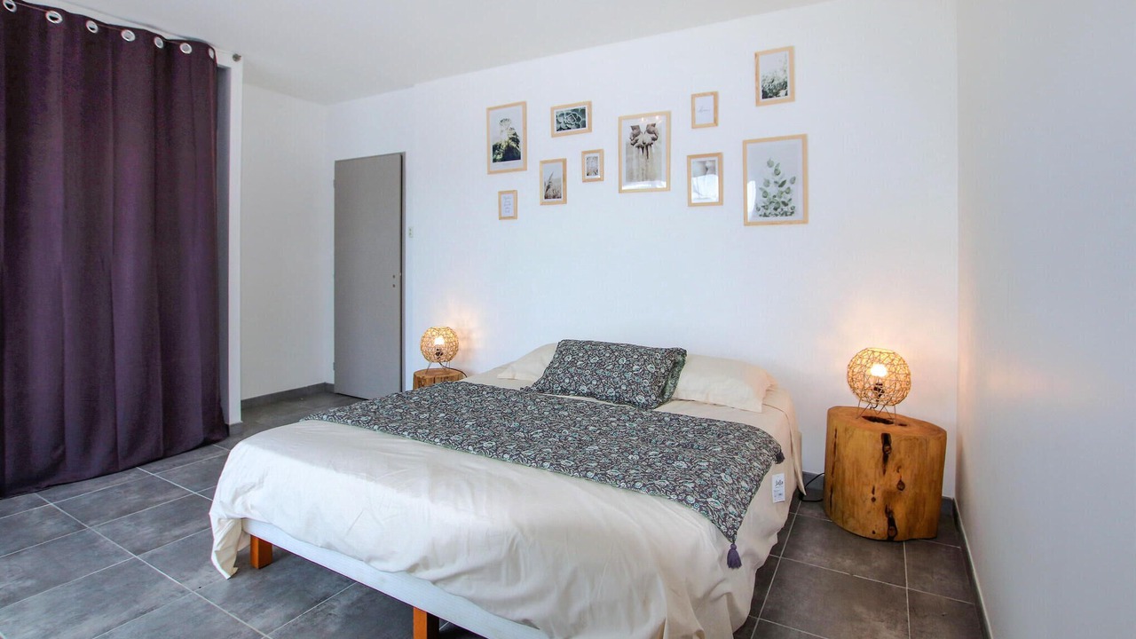 Photo of Others in Montelimar