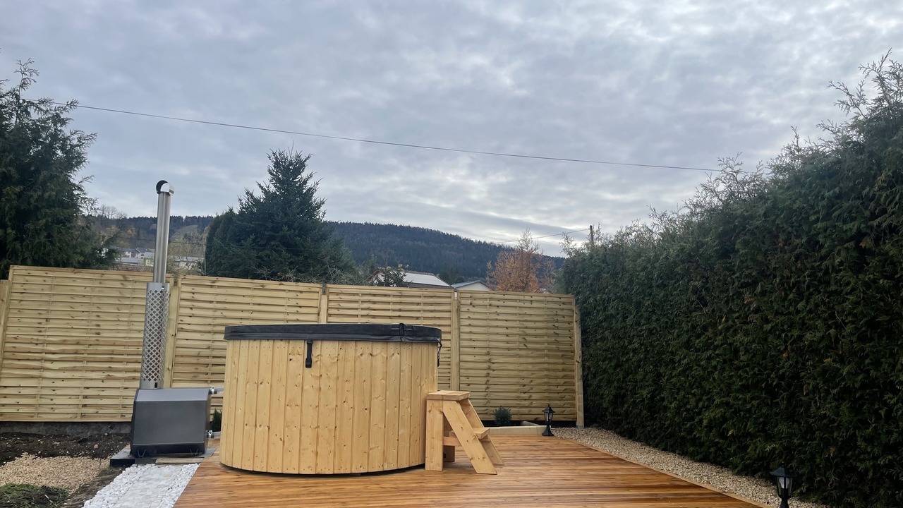 Photo of Outdoor in Lompnes