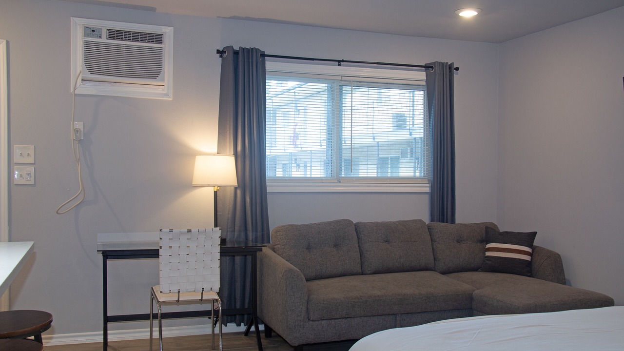 Photo of Bedroom in Neartown