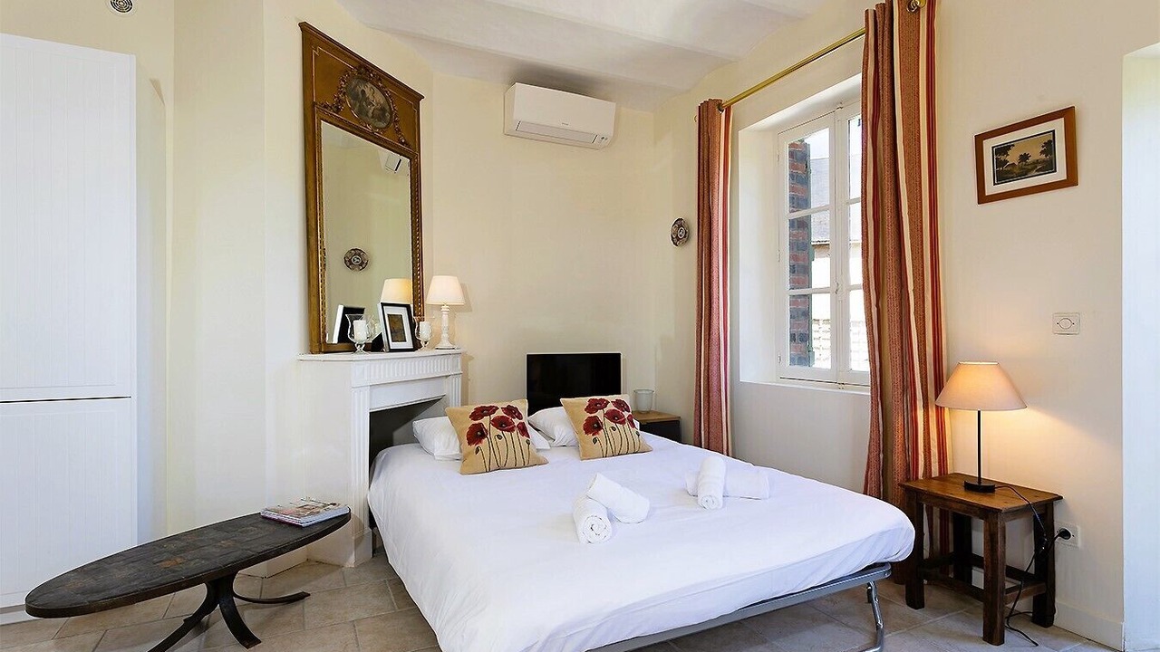 Photo of Bedroom in Nazelles-Negron