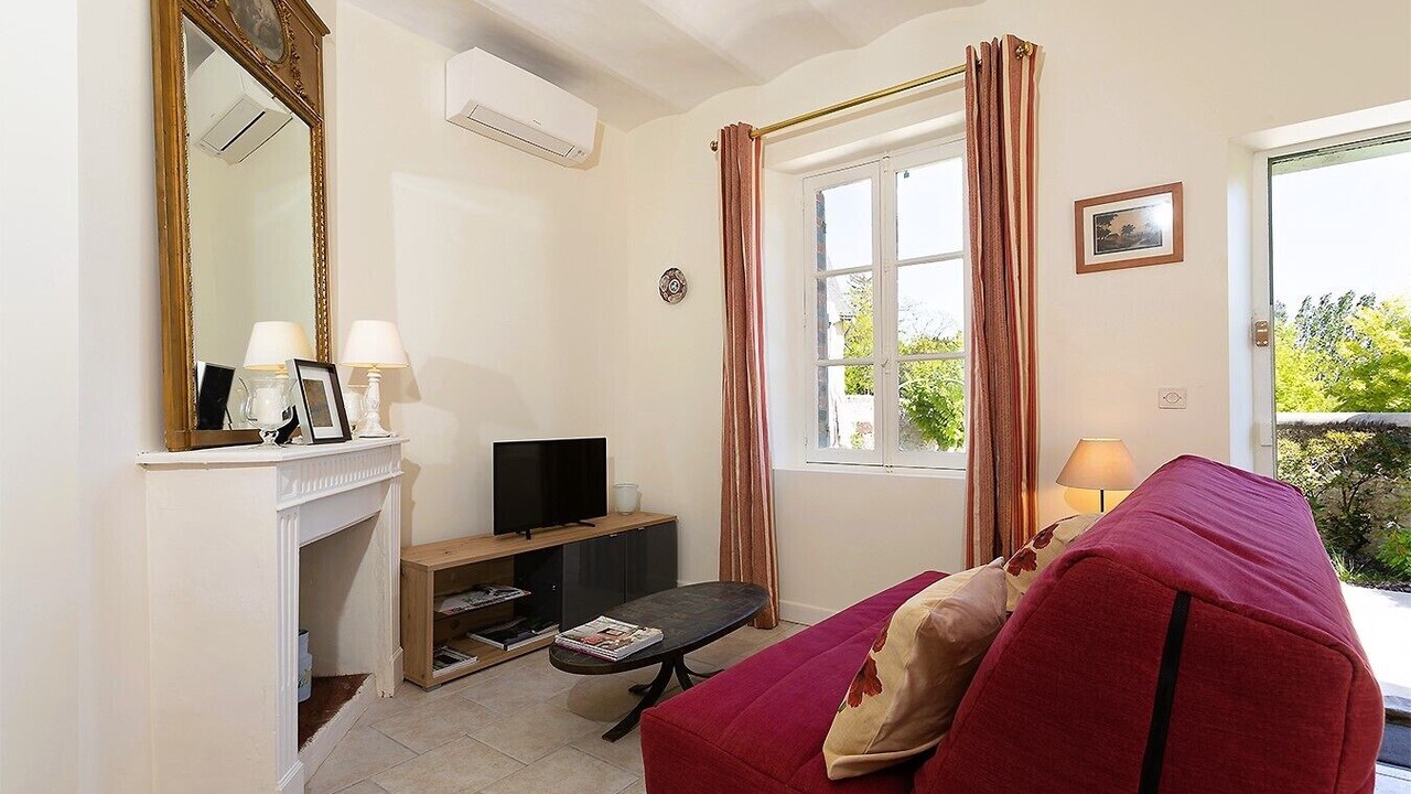 Photo of Livingroom in Nazelles-Negron