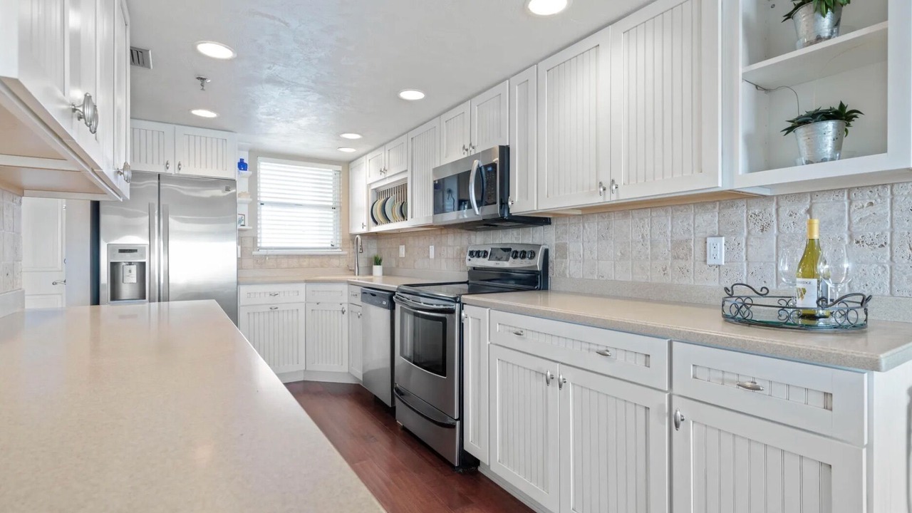 Photo of Kitchen in Ormond-by-the-Sea