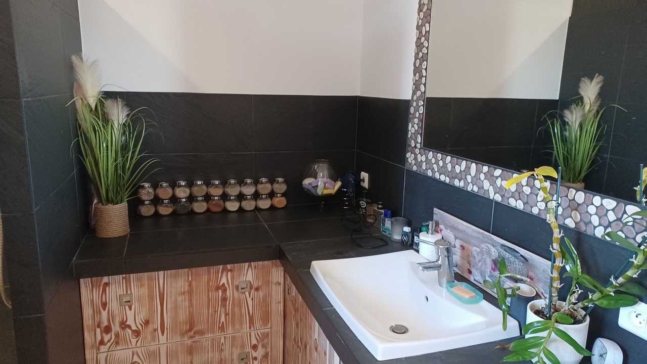 Photo of Bathroom in Les Mees