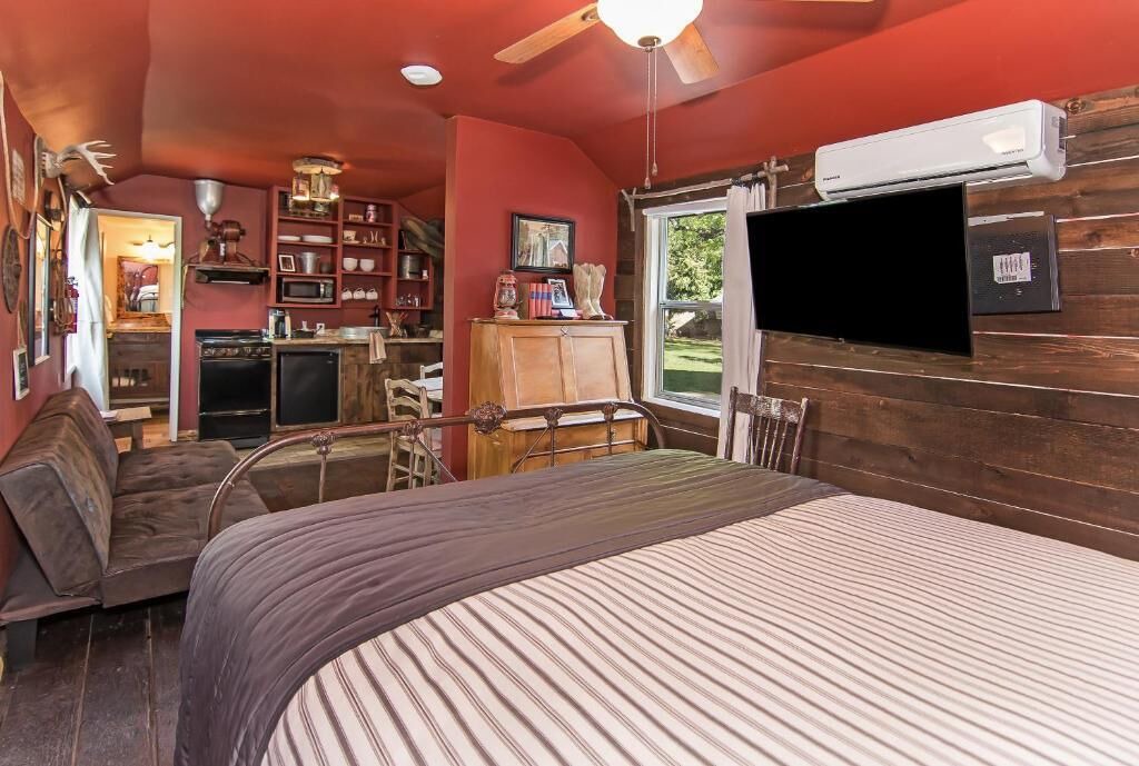 Photo of Bedroom in Foresthill