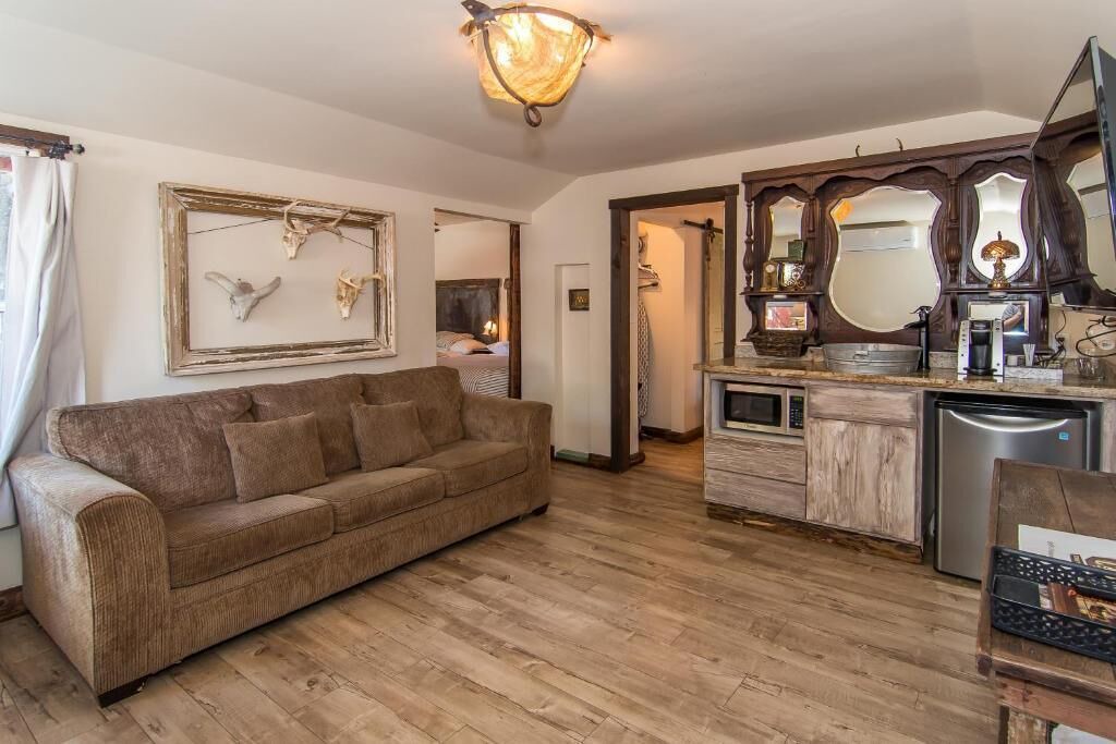 Photo of Livingroom in Foresthill