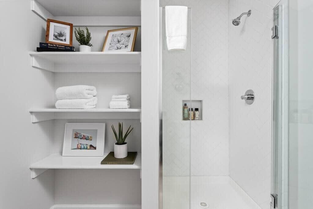Photo of Bathroom in Meridian-Kessler