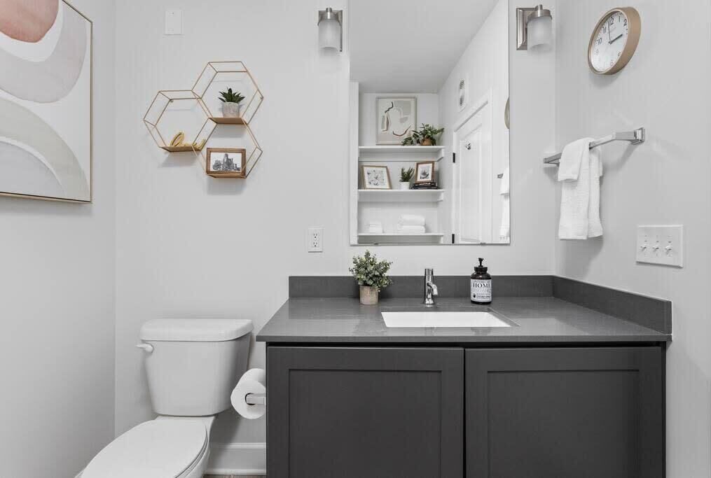 Photo of Bathroom in Meridian-Kessler