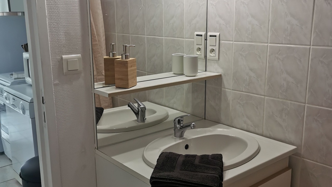 Photo of Bathroom in Chaille-les-Marais