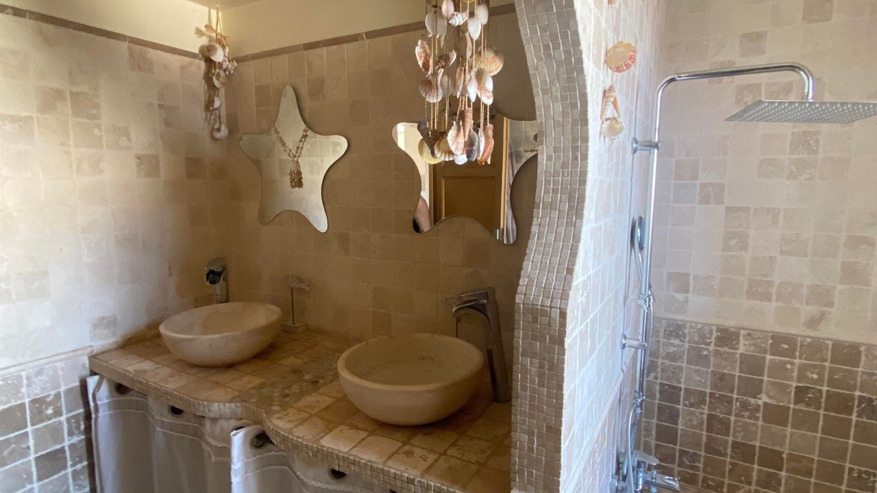 Photo of Bathroom in Pia