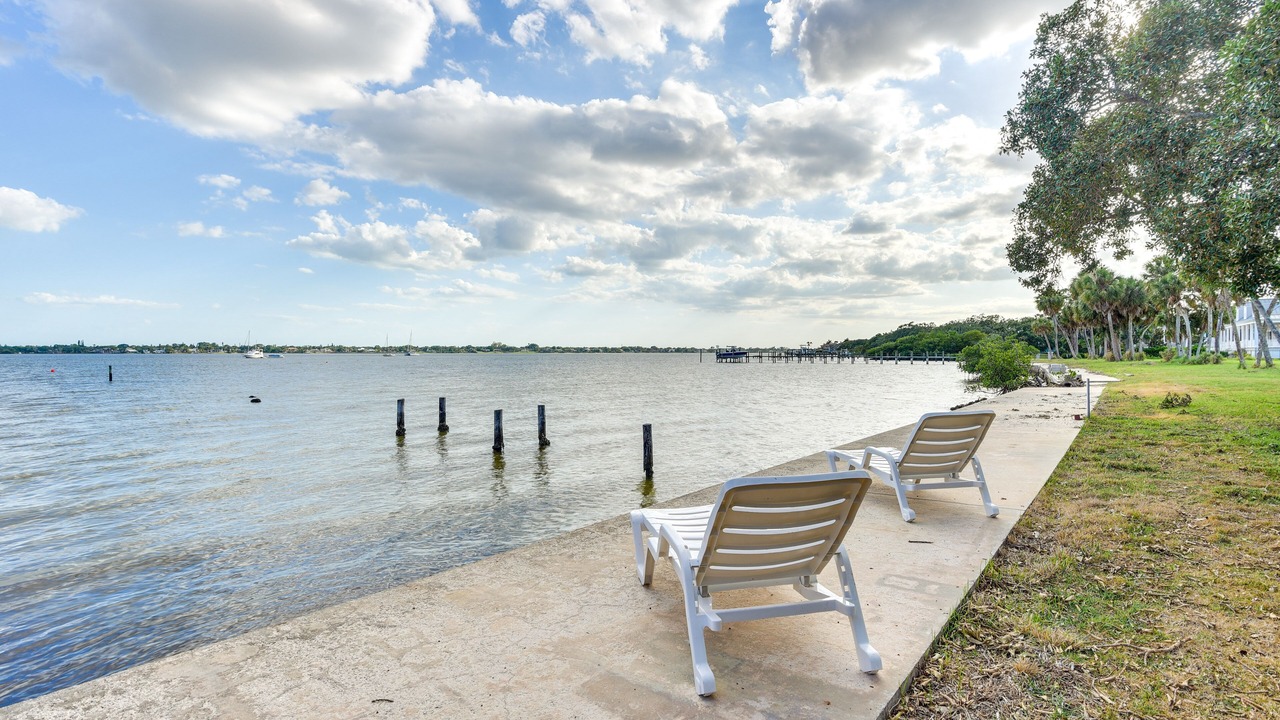 Photo of Others in Palmetto