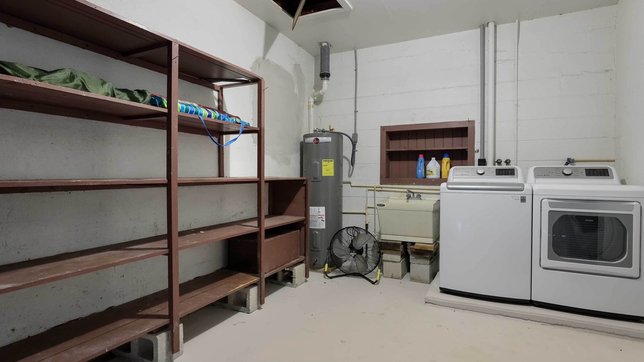 Photo of Others in Palmetto