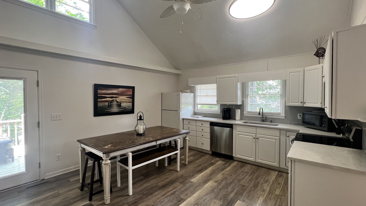 Photo of Kitchen in Seneca