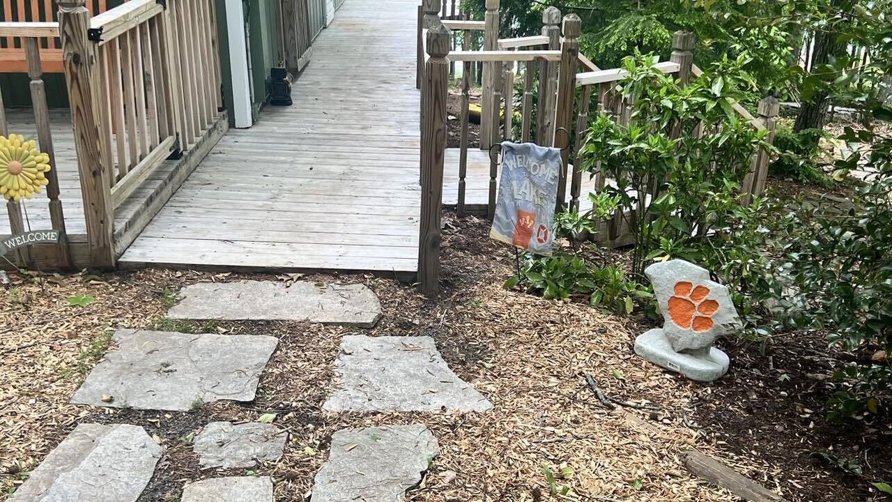 Photo of Outdoor in Seneca