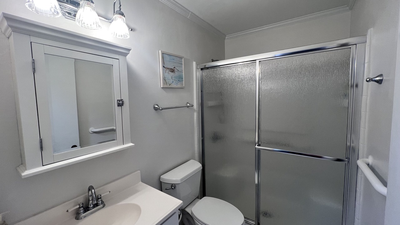 Photo of Bathroom in Seneca