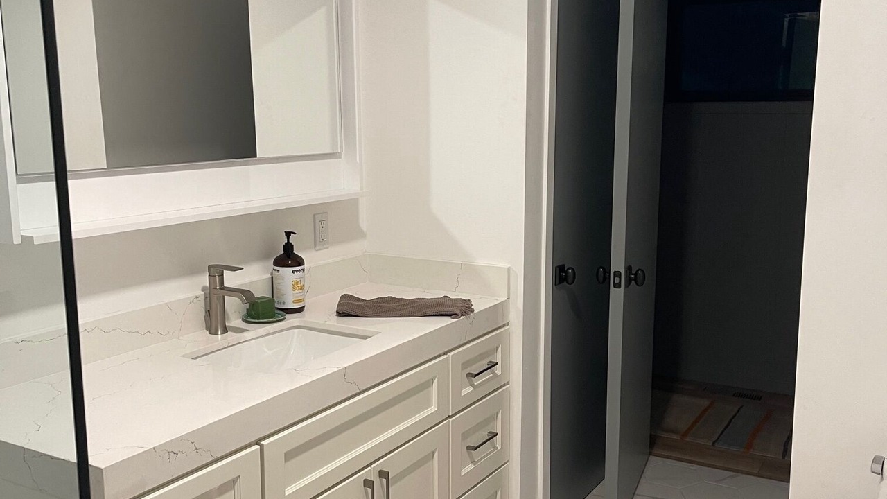 Photo of Bathroom in Geyserville