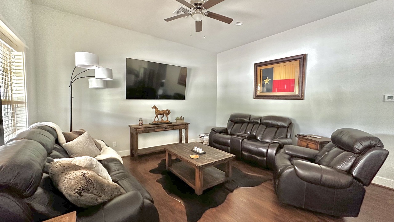 Photo of Livingroom in Graham
