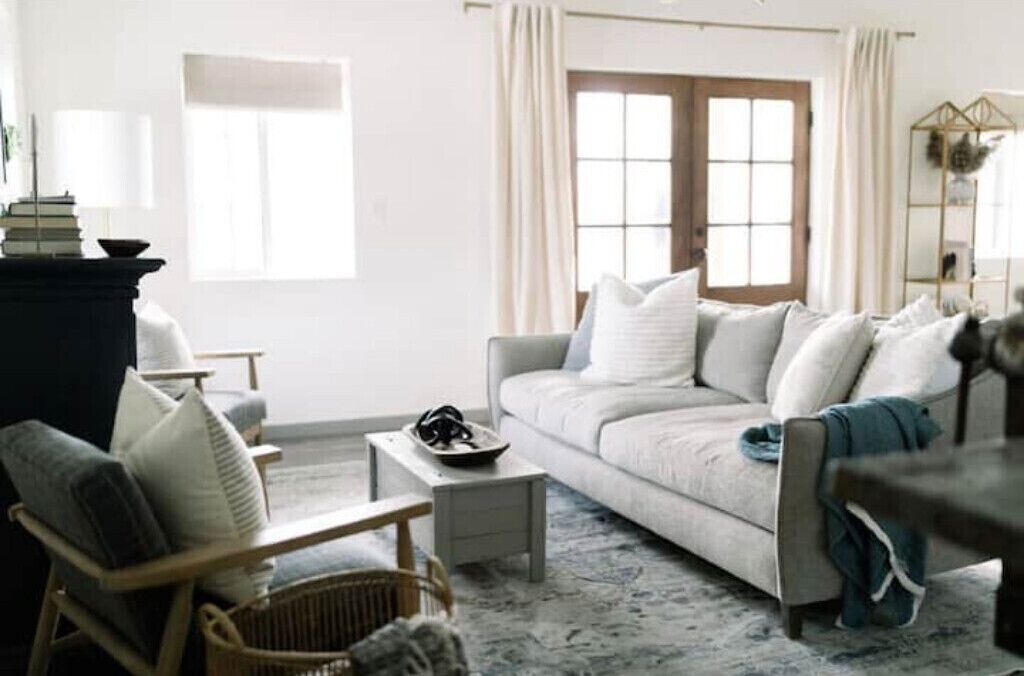 Photo of Livingroom in Lancaster County