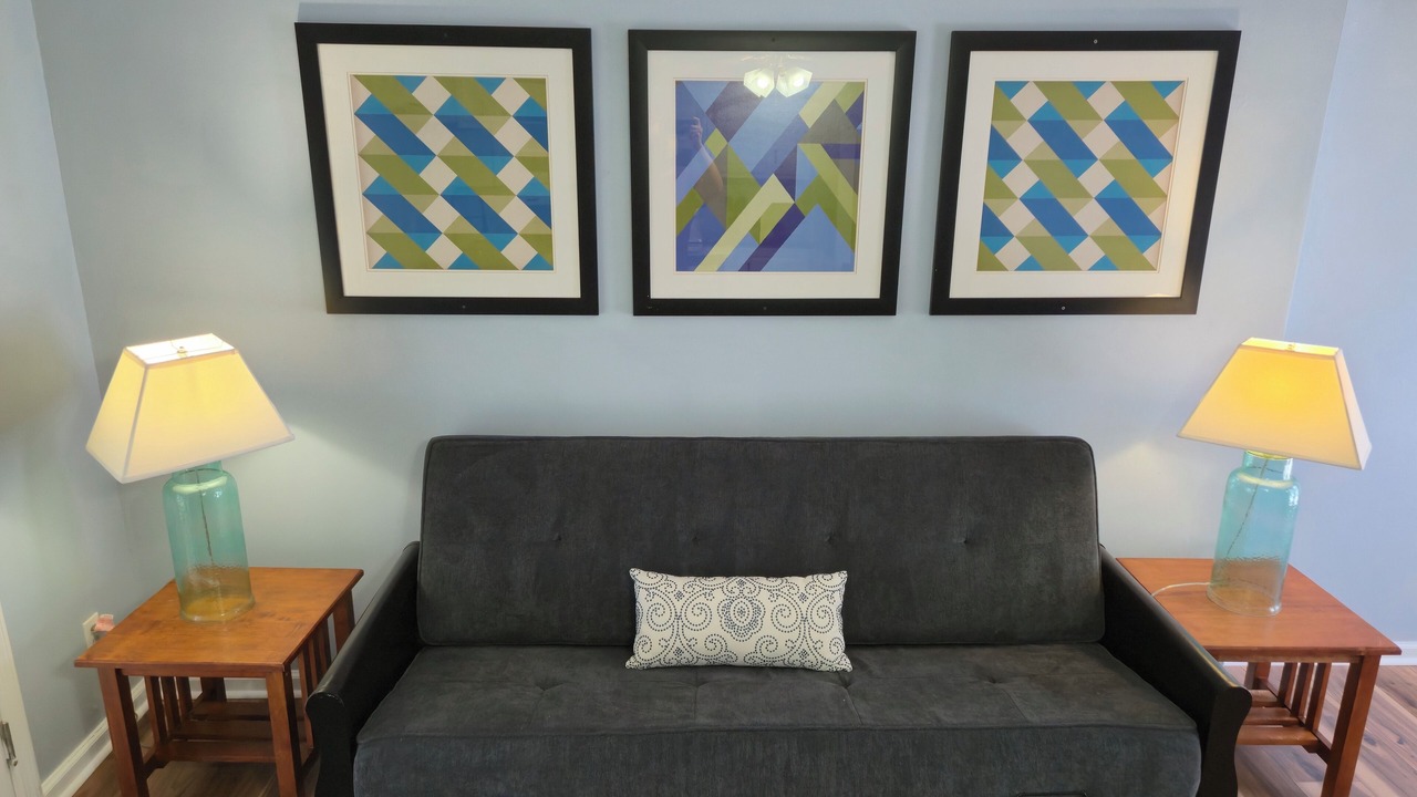 Photo of Livingroom in Cleveland