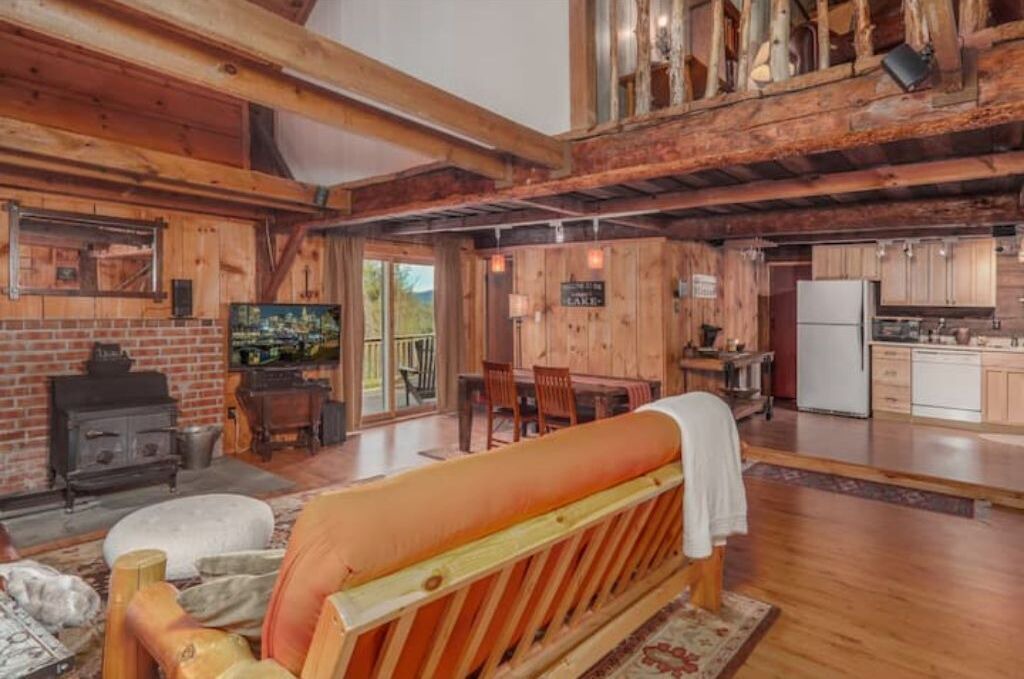 Photo of Livingroom in Chestertown