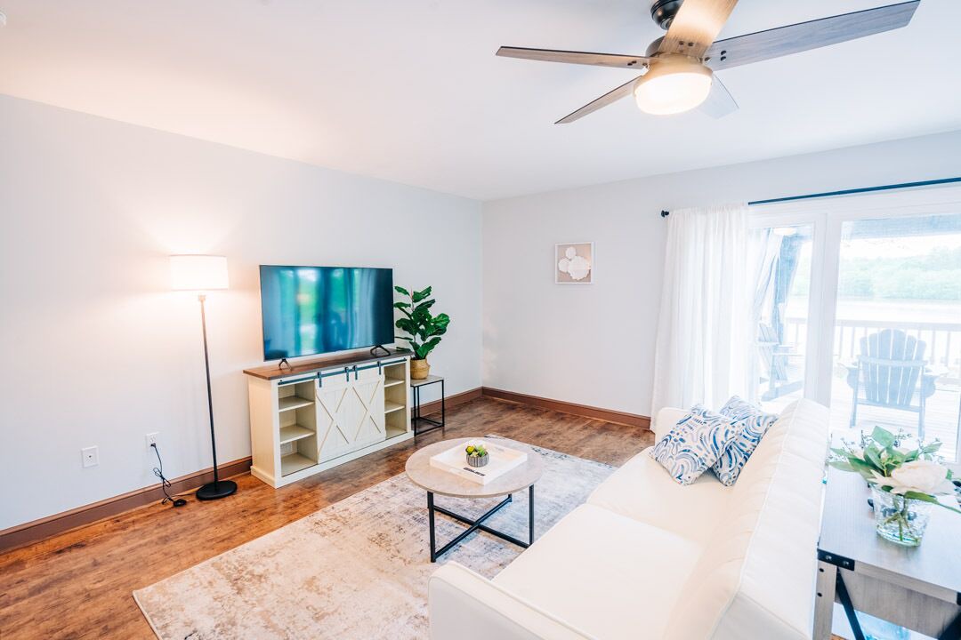 Photo of Livingroom in Louisa