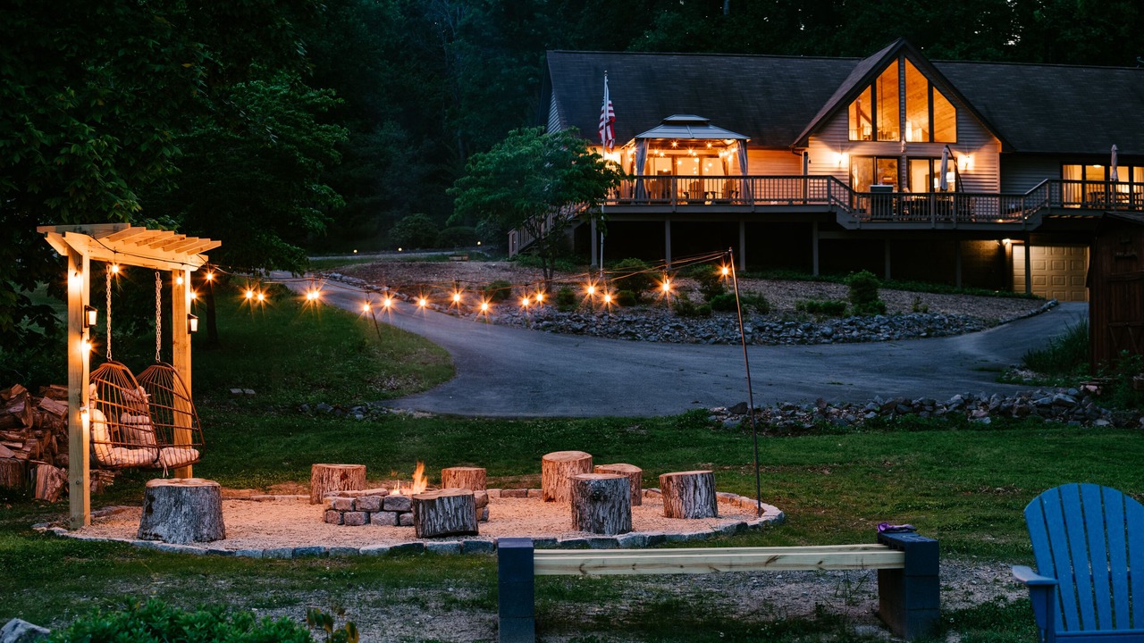 Photo of Outdoor in Louisa
