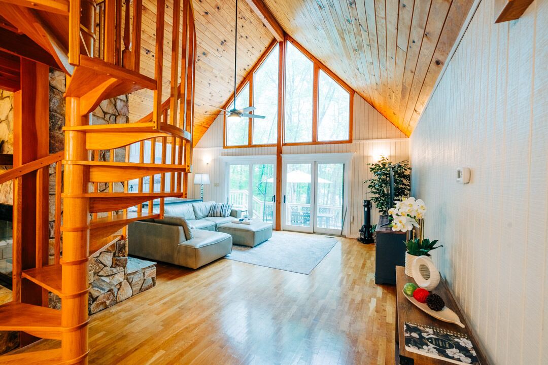 Photo of Livingroom in Louisa