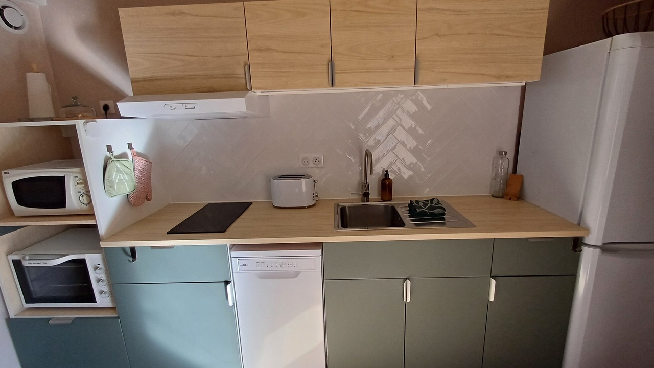 Photo of Kitchen in Saint-Andre-le-Desert