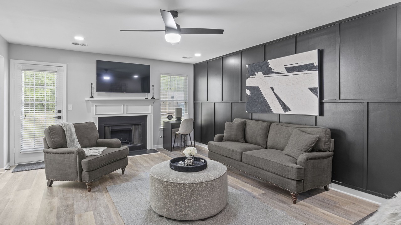 Photo of Livingroom in Hampton