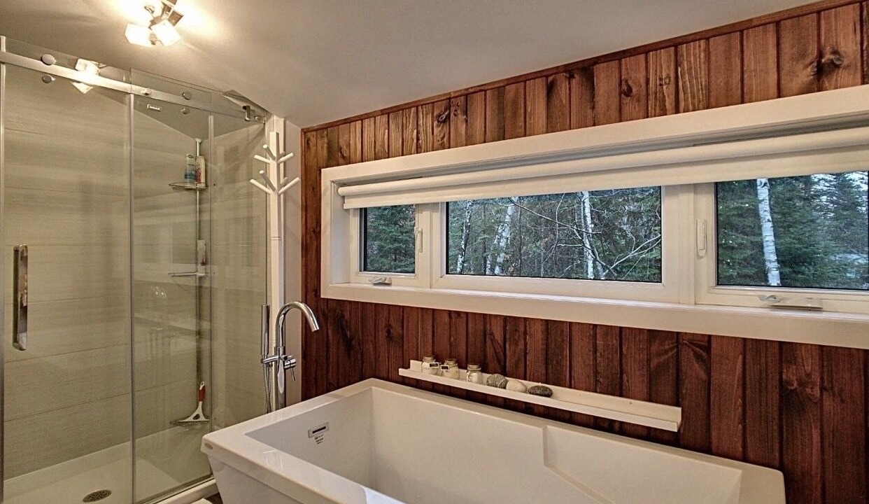 Photo of Bathroom in Saint Donat