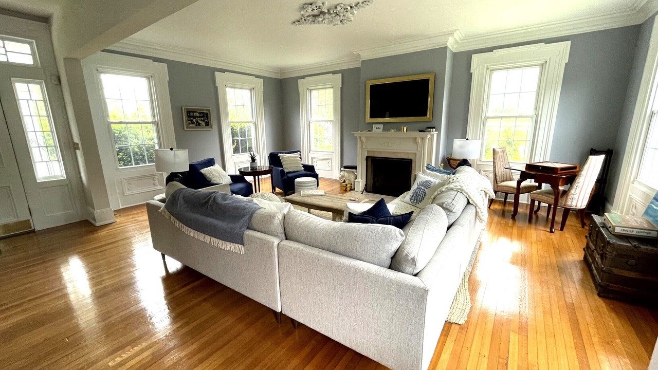 Photo of Livingroom in Spring Lake Heights