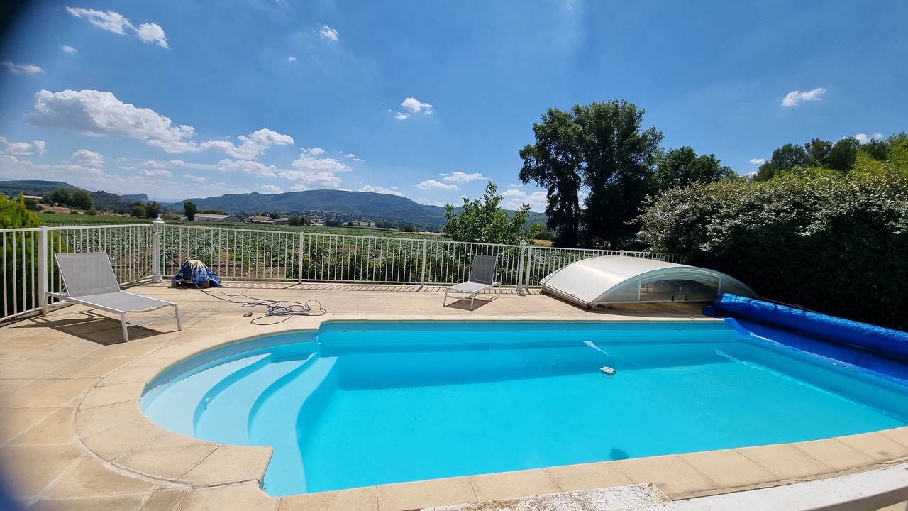 Photo of Outdoor in Saint-Michel-l'Observatoire