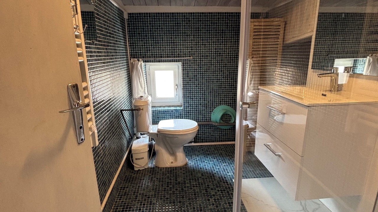 Photo of Bathroom in La Couarde-sur-Mer