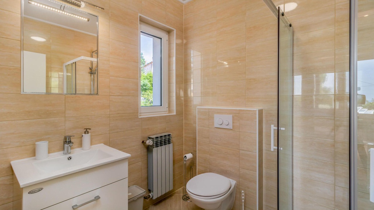 Photo of Bathroom in Ika