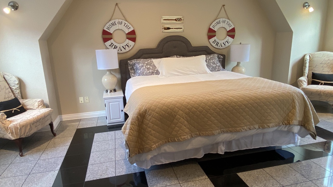 Photo of Bedroom in Bellaire