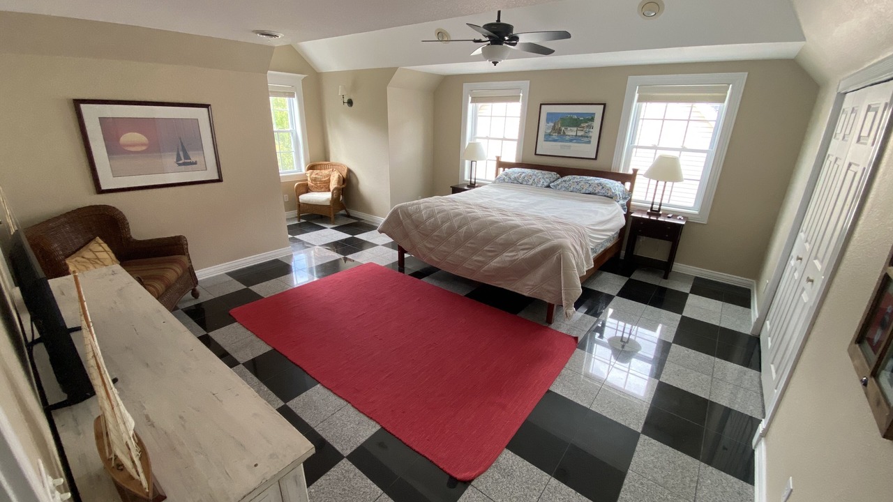 Photo of Bedroom in Bellaire