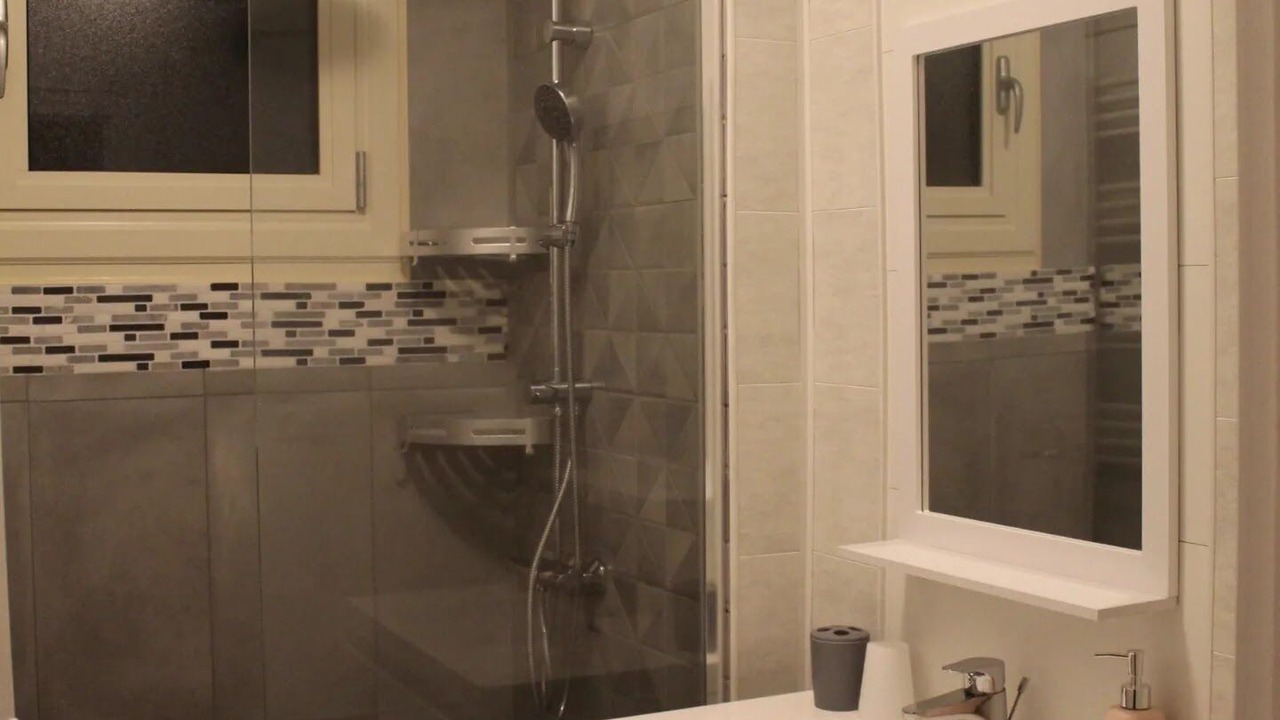 Photo of Bathroom in Lanobre