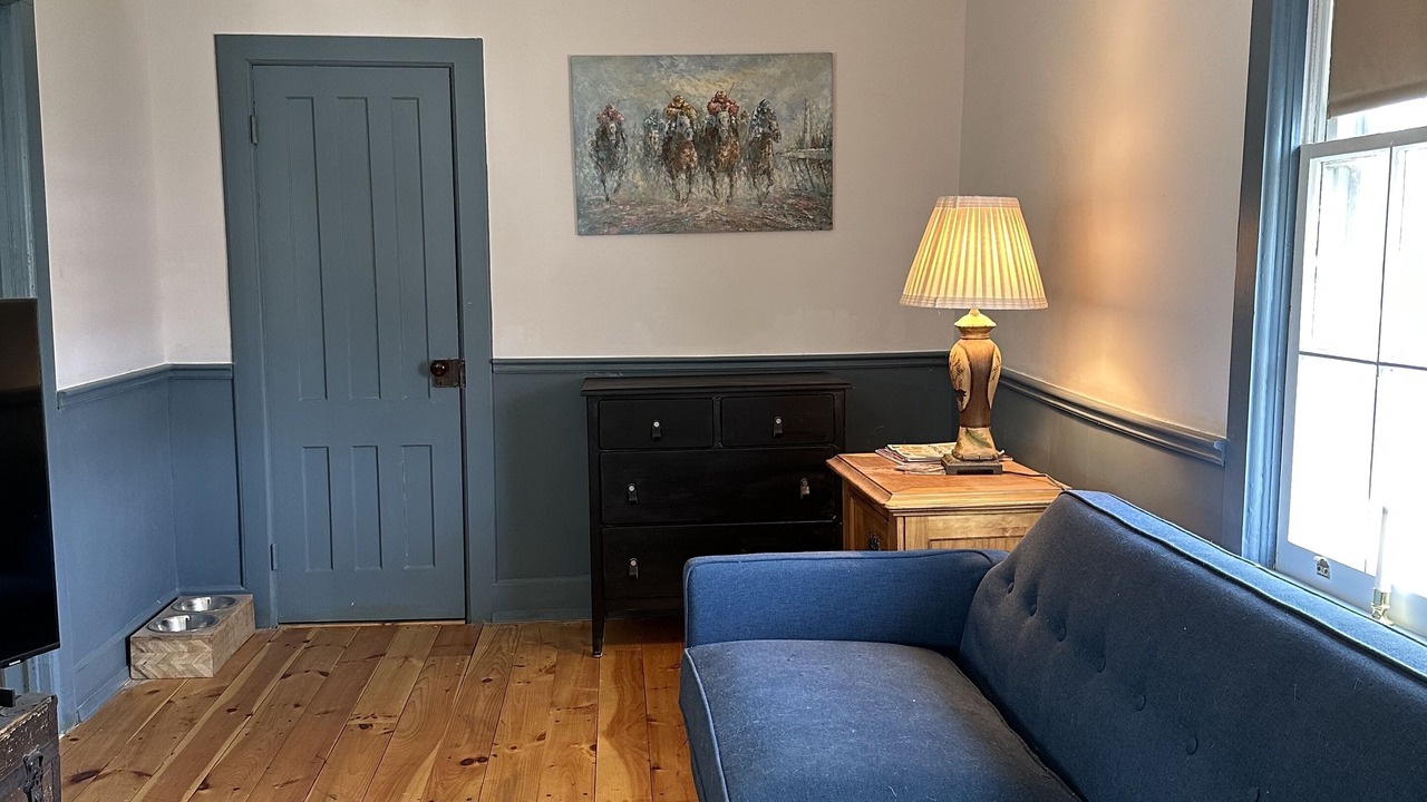 Photo of Livingroom in Saugerties