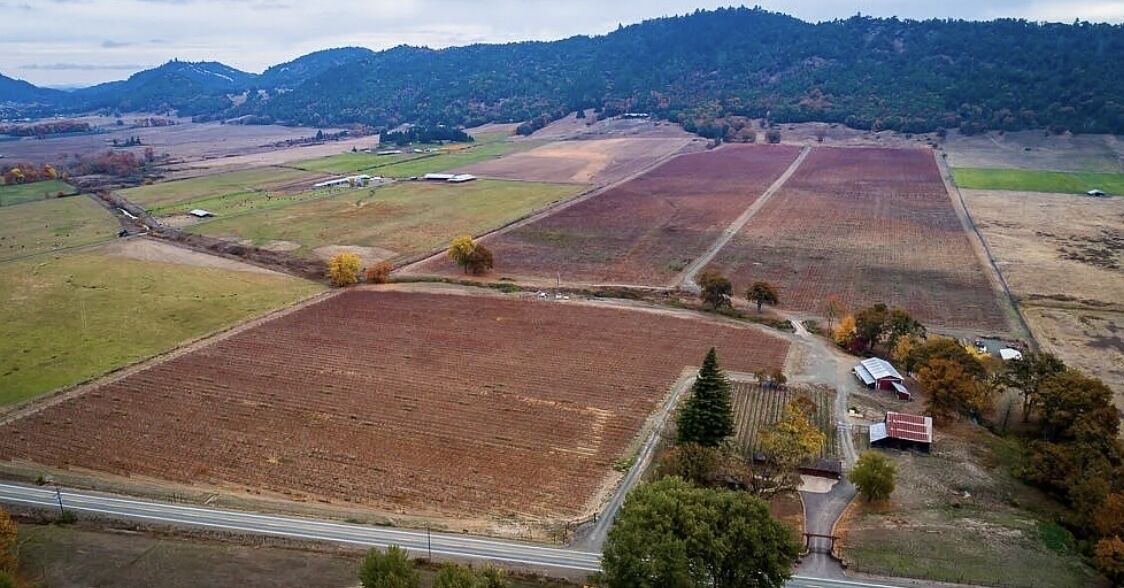 Photo of Outdoor in Roseburg